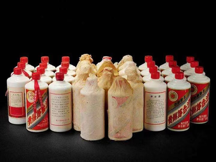 舞钢日照岚山回收酒价格哪里回收(附近上门回收茅台酒）?